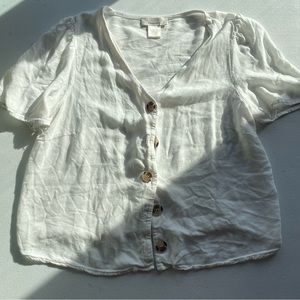 White short sleeve blouse
